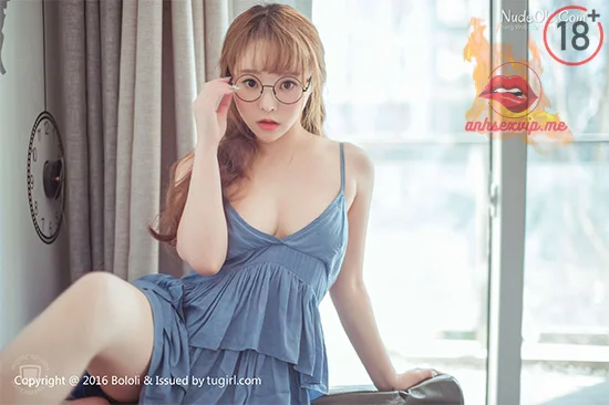 Tạo dáng cute pha chút sexy cùng em sinh viên năm 3 hình 11